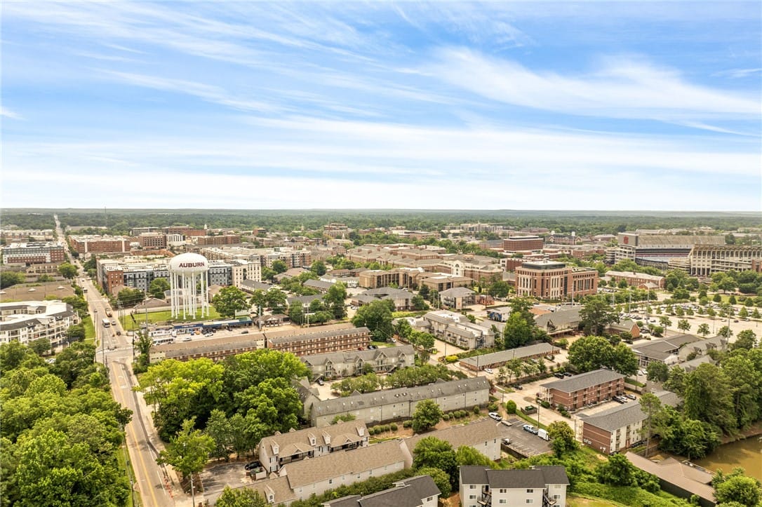 528 Genelda Ave Apt 23, Auburn, AL 36832