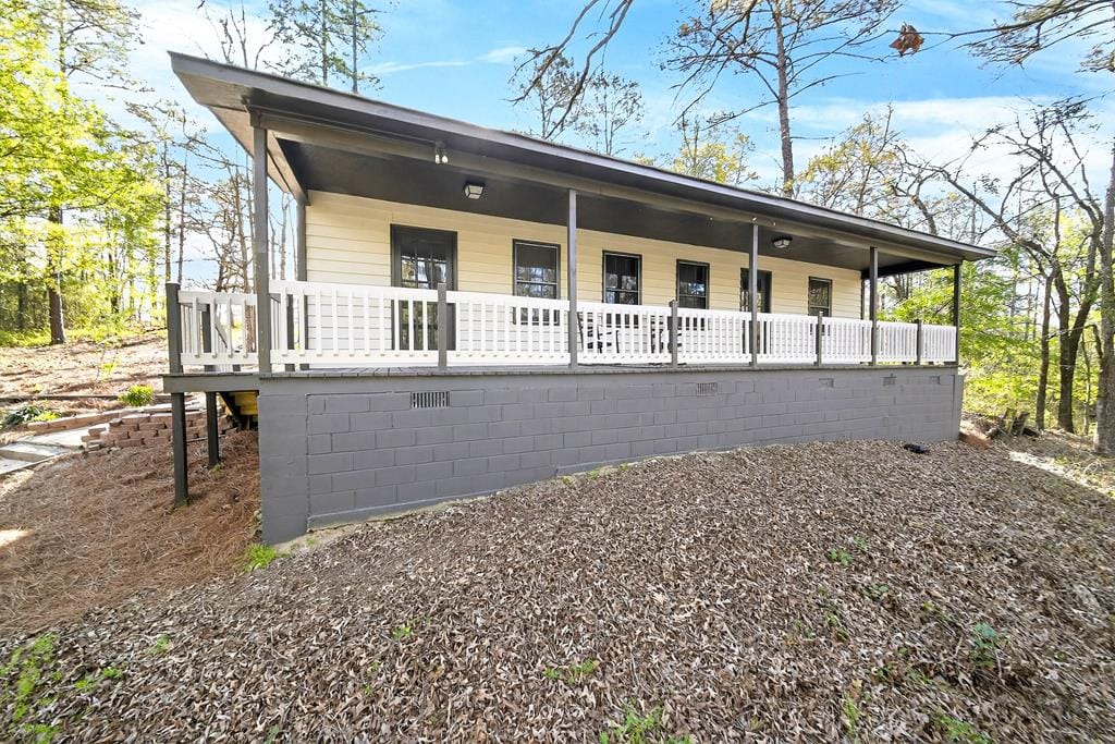 12 Camellia Ln, Box Springs, GA 31801