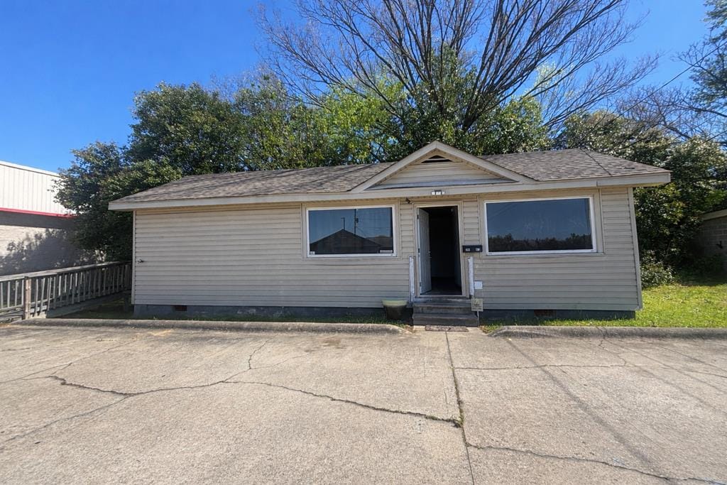 3603 Victory Dr, Columbus, GA 31903