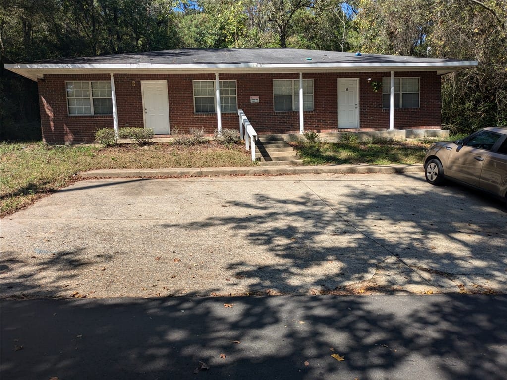 1001 18th Avenue, Phenix City, AL, 36867
