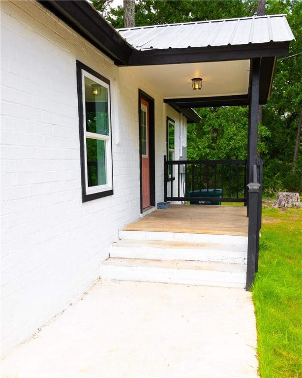 307 1st Street Northeast, La Fayette, AL, 36862, Side Entrance