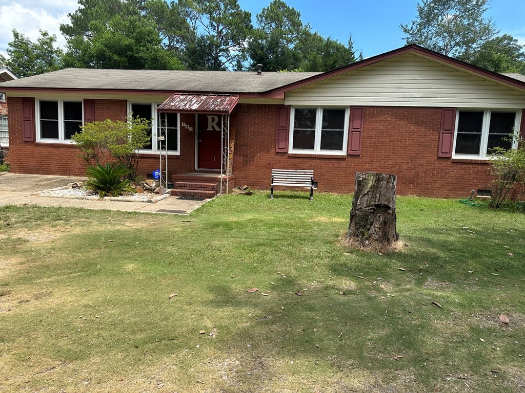 704 S Magnolia St, Albany, GA 31707