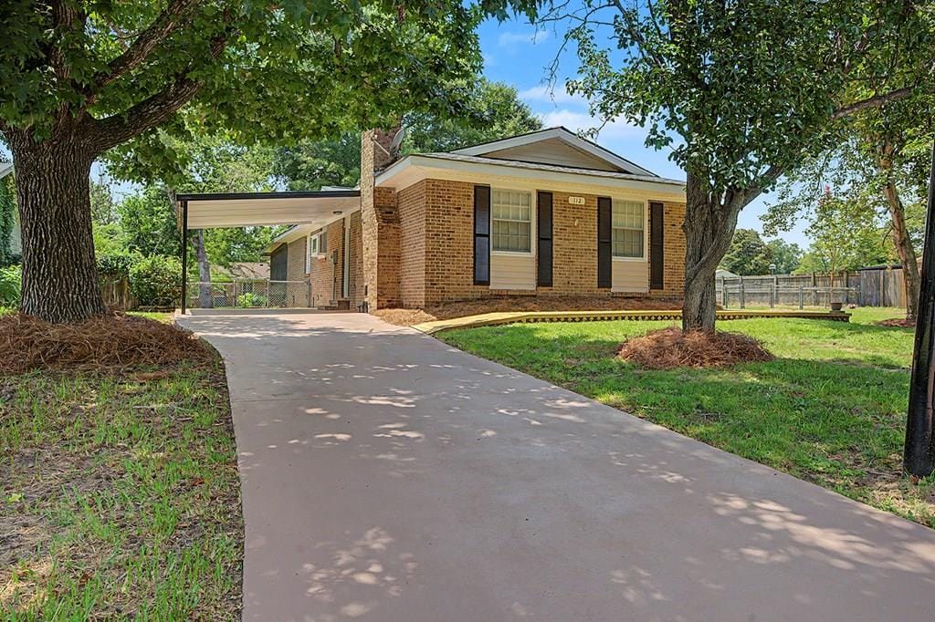 112 Jefferson Ct, Leesburg, GA 31763