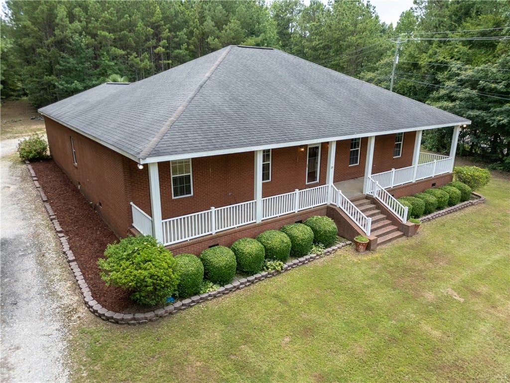 10405 US-29, Valley, AL 36854, A classic brick exterior welcomes with a spacious