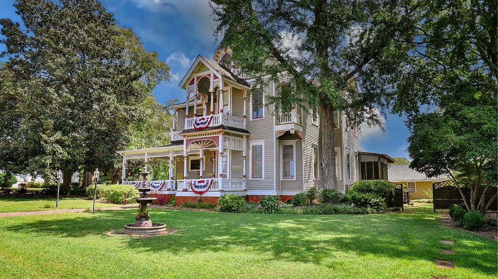 207 West Harris Street, Pine Mountain, GA, 31822