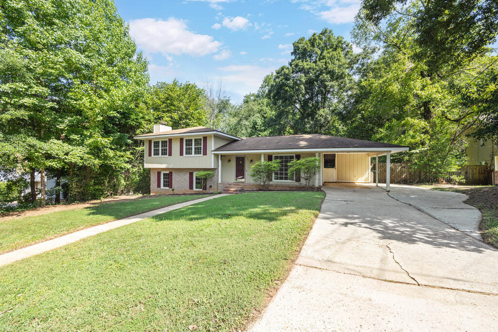 1507 Autumnridge Dr, Columbus, GA 31904