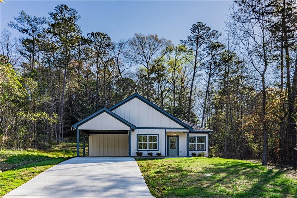 2400 13TH, Phenix City, AL, 36867