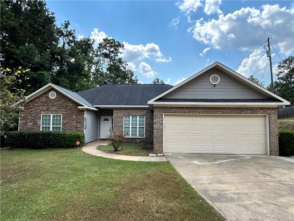 1405 Cummings Road, Smiths Station, AL, 36877