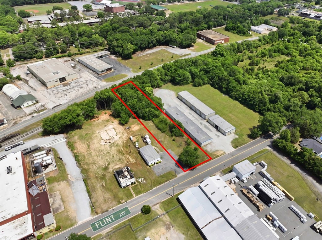 821 Flint Ave, Albany, GA 31701