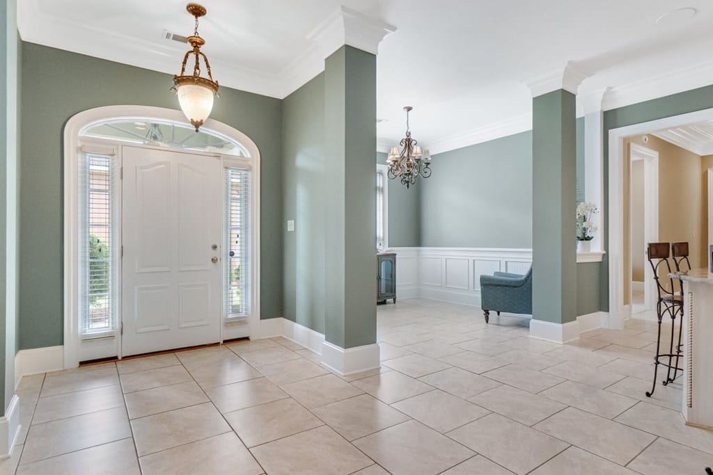 238 Stonegate Dr, Albany, GA 31721