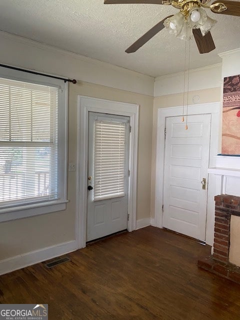 102 Corinth Rd, Hogansville, GA 30230
