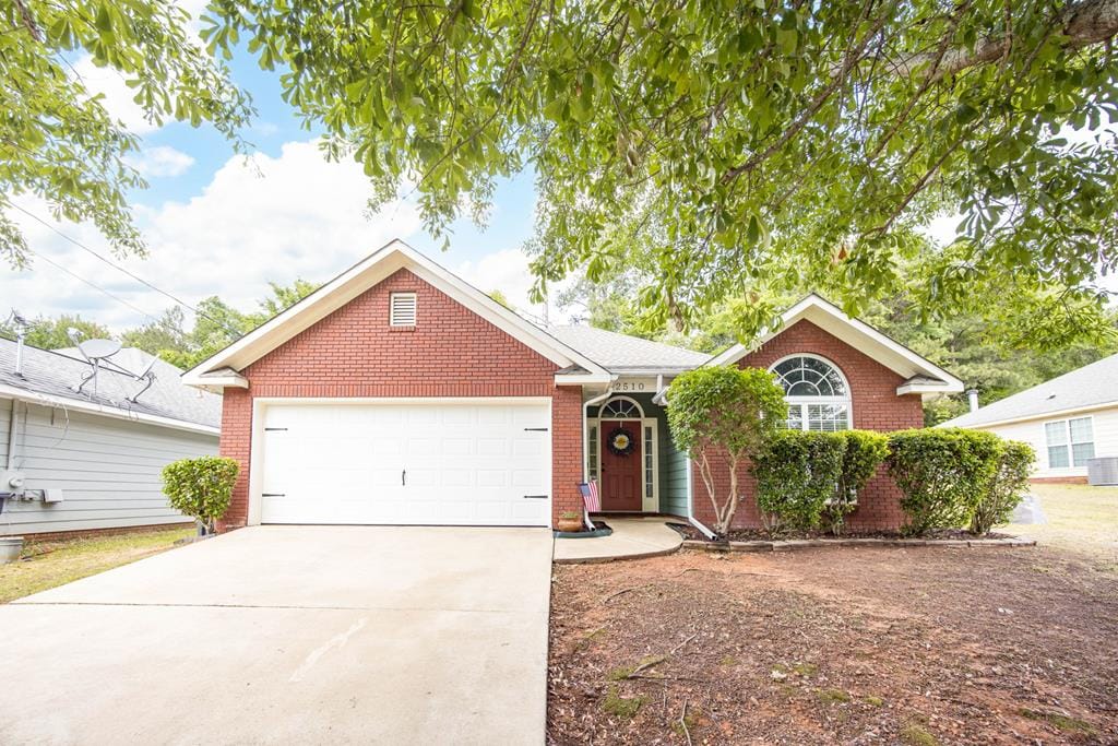 2510 Alpha Dr, Phenix City, AL 36867