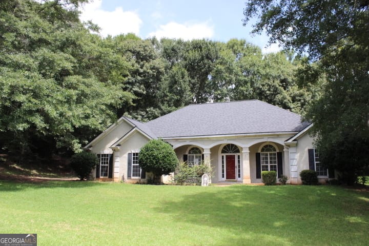 202 Foxdale Court, LaGrange, GA, 30240