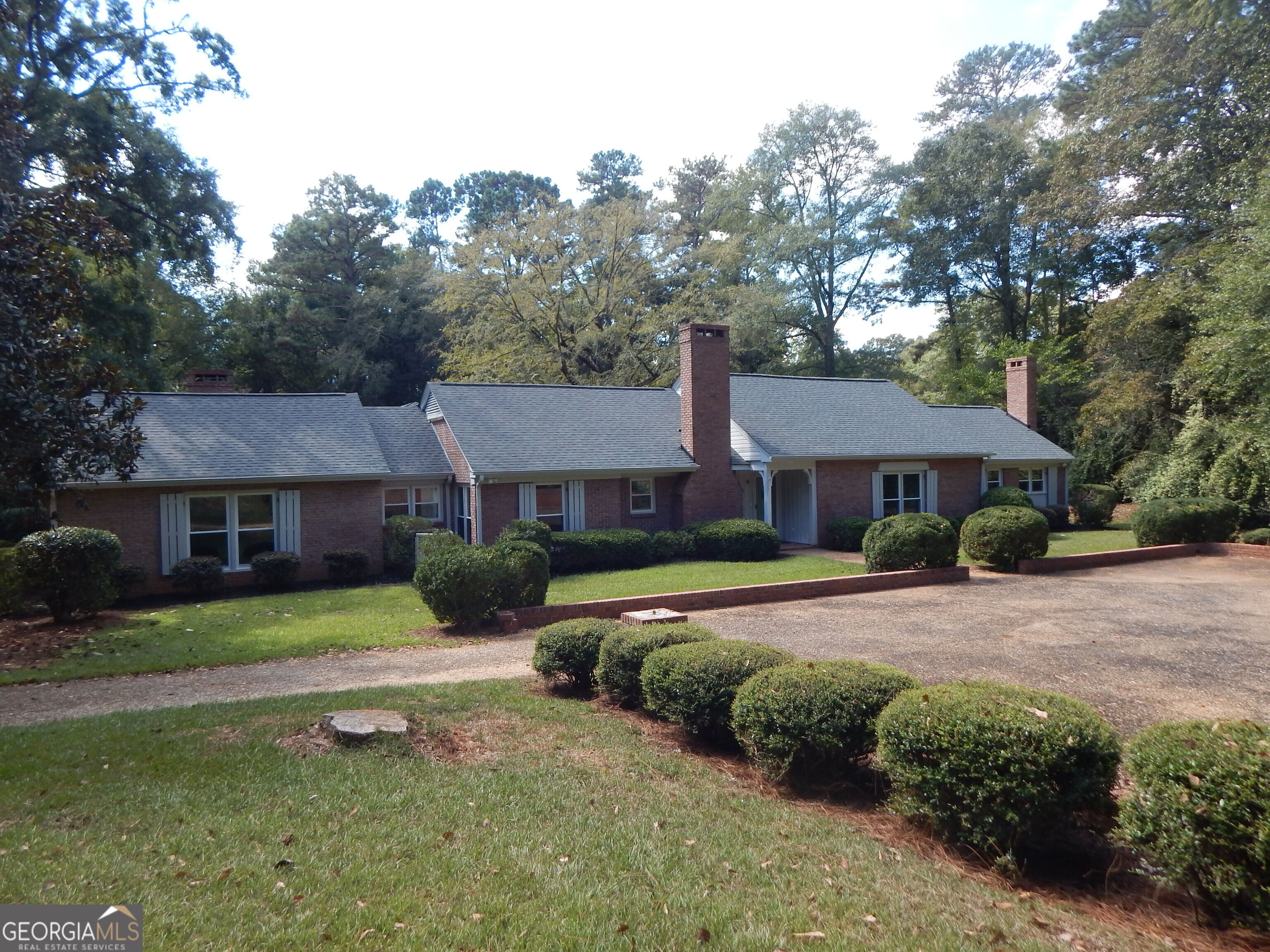 887 Cameron Mill Rd, LaGrange, GA 30240
