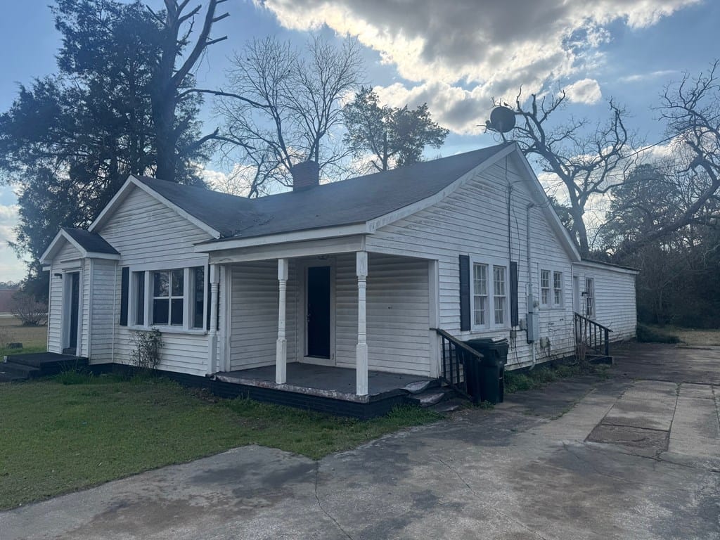 829 S Flowers Dr, Blakely, GA 39823, USA — Photo 2