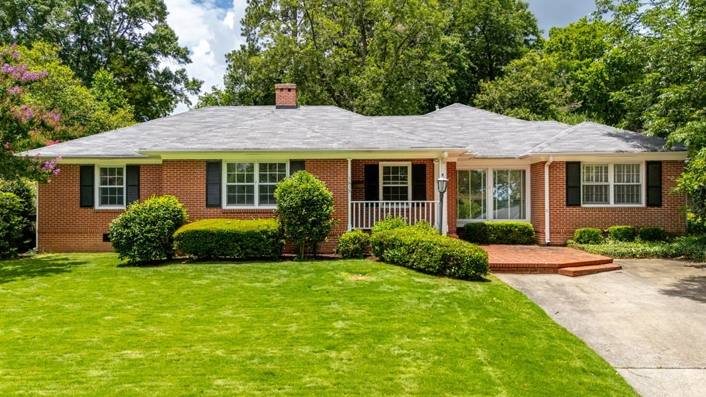 1615 Iris Dr, Columbus, GA 31906