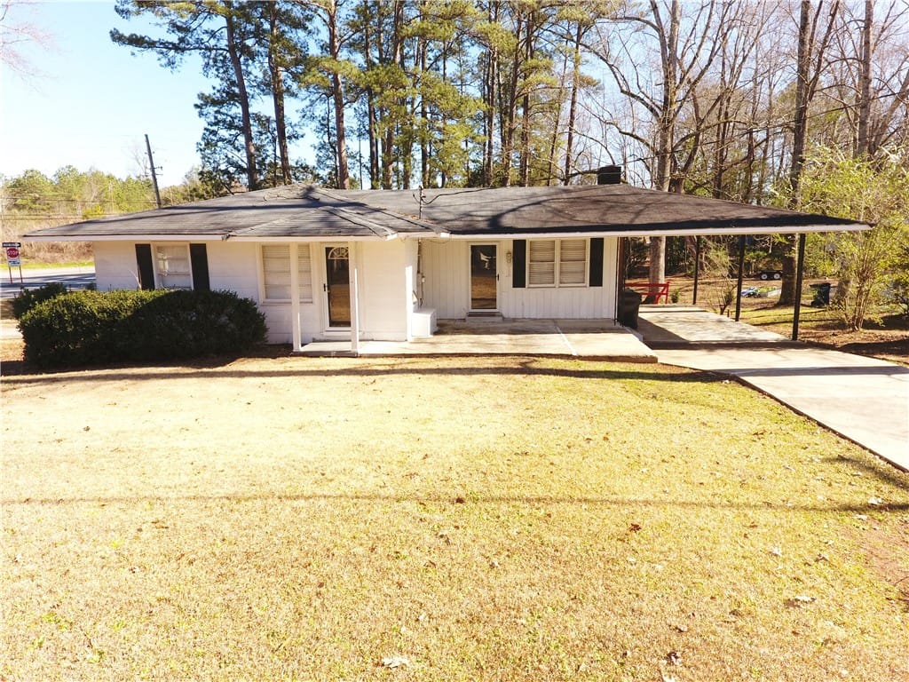721 Woodland Rd, Alexander City, AL 35010
