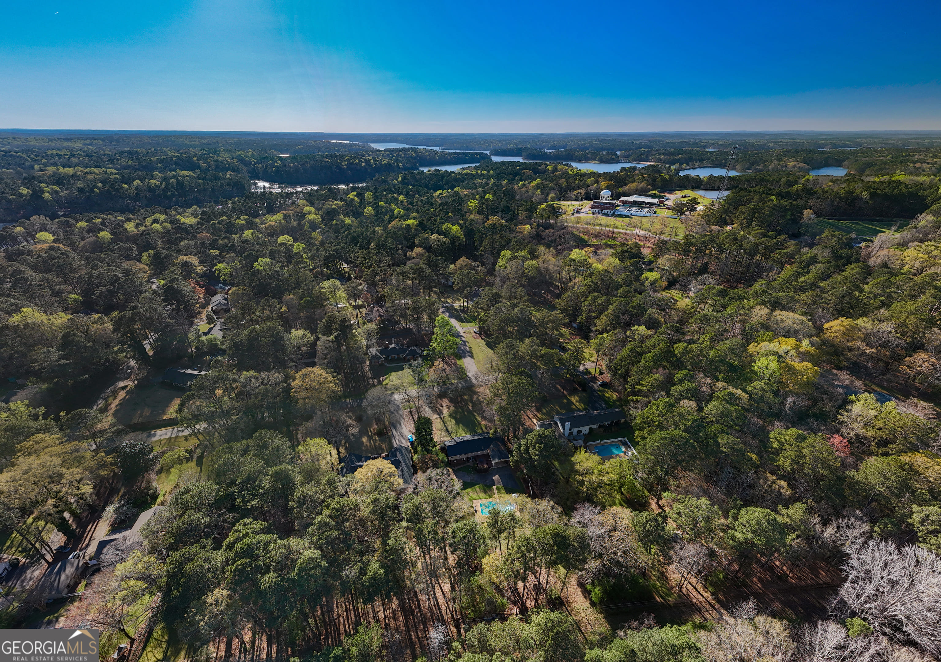 217 Baywood Cir, LaGrange, GA 30240