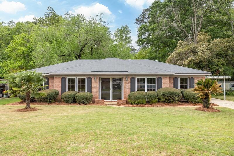 6303 Lemans Ln, Columbus, GA 31909