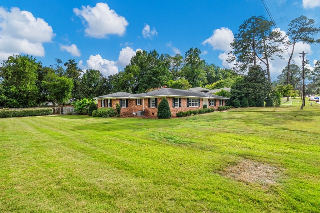 2868 Lynda Ln, Columbus, GA 31906