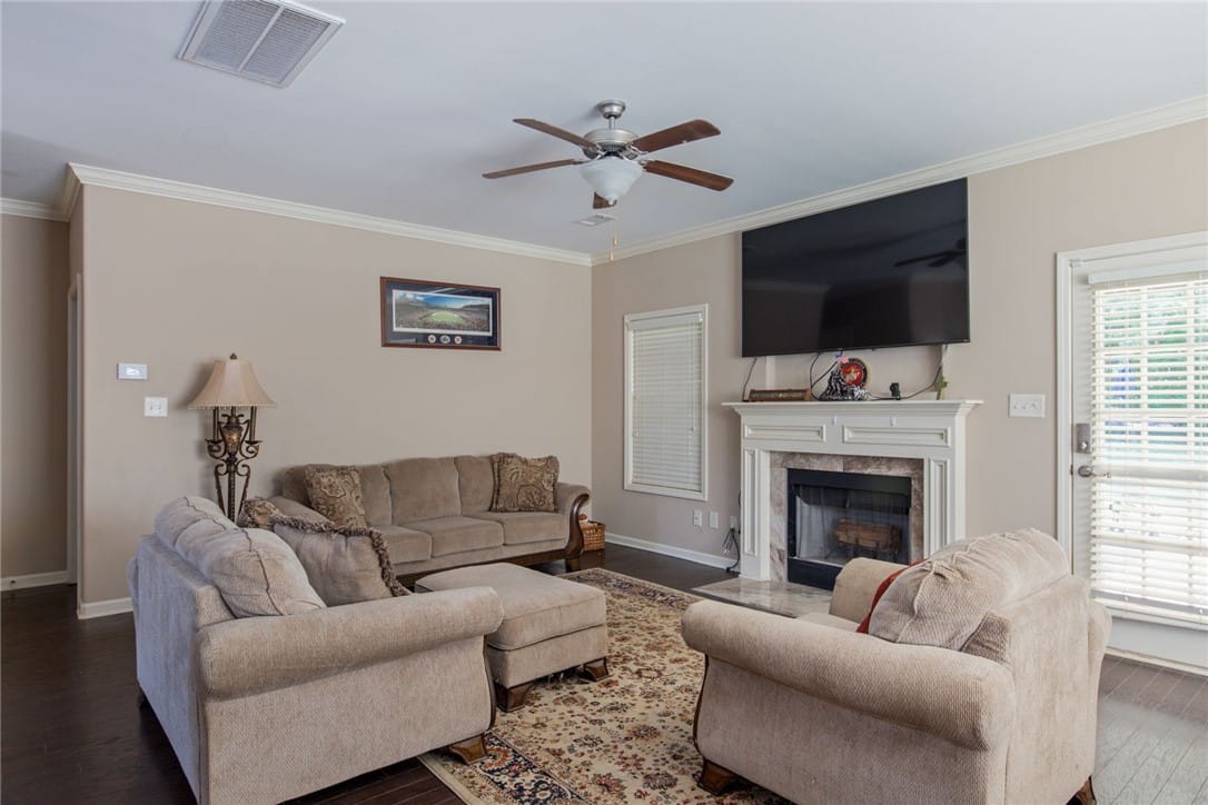 1401 BITTERNE, Opelika, AL, 36804 — Photo 3