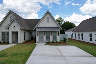 93 BRADLEY, Auburn, AL, 36830