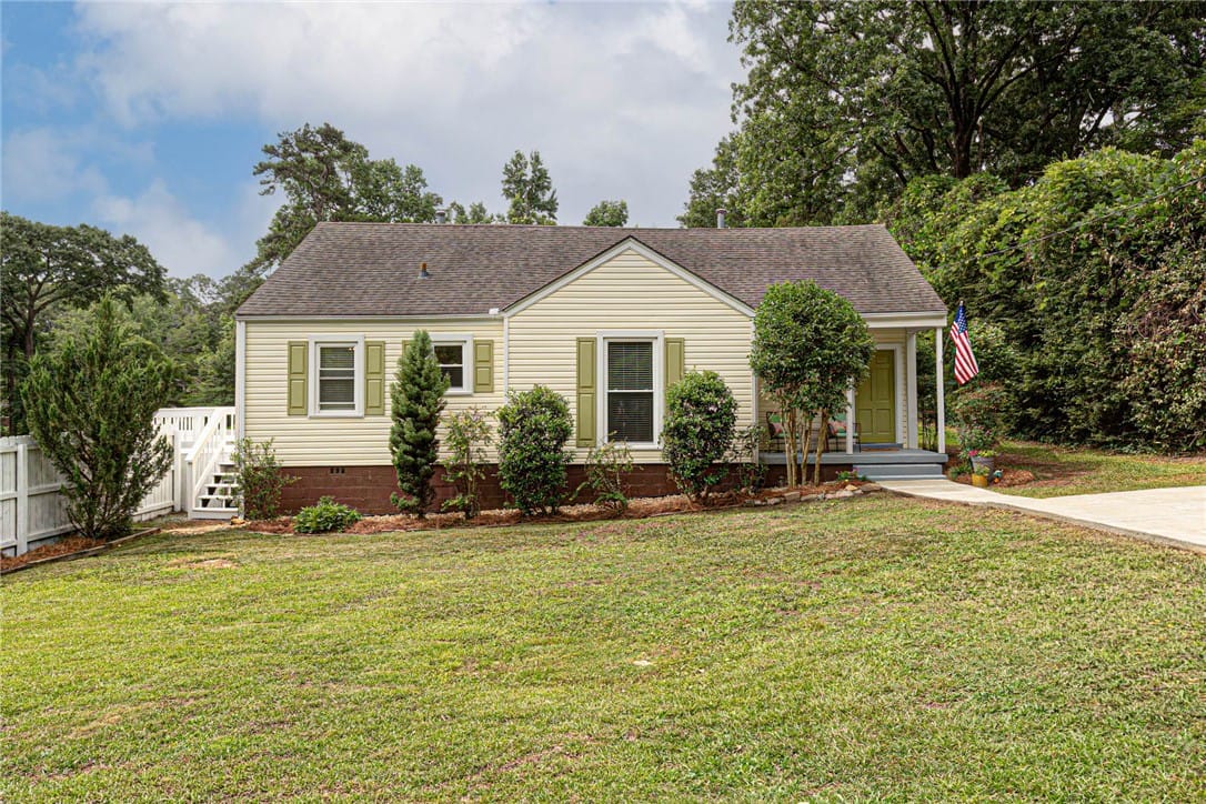 1032 Lakeview Dr, Auburn, AL 36830