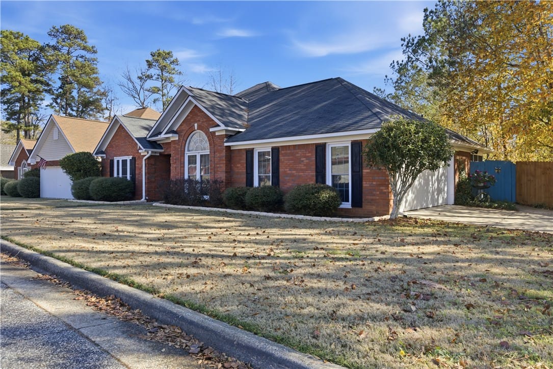 4208 Silver Terrace Court, Phenix City, AL, 36867 — Photo 3