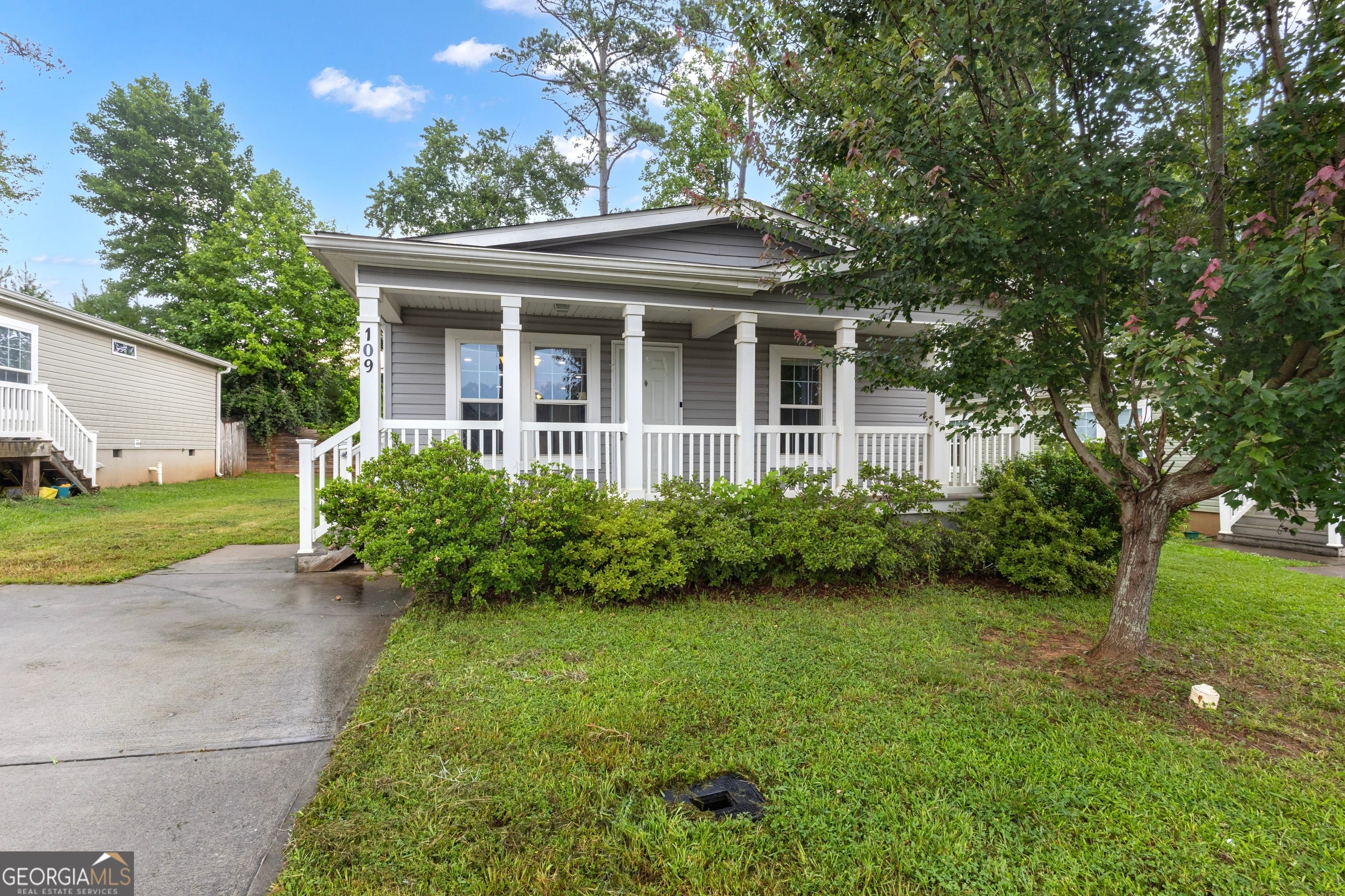 109 Willow Dr E, Newnan, GA 30263