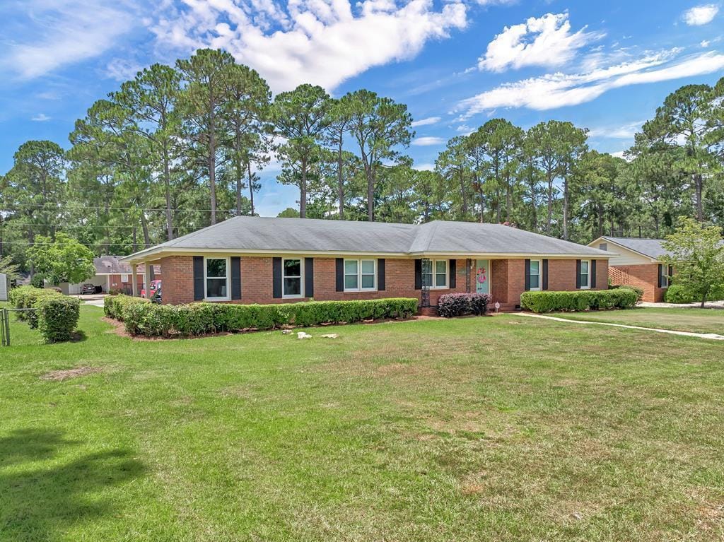 2312 Meadowbrook Ln, Albany, GA 31707