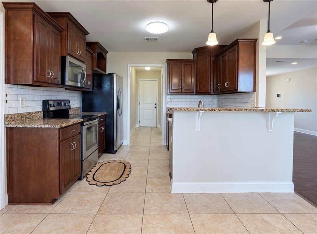 5 Snow Shoe Ct, Fort Mitchell, AL 36856