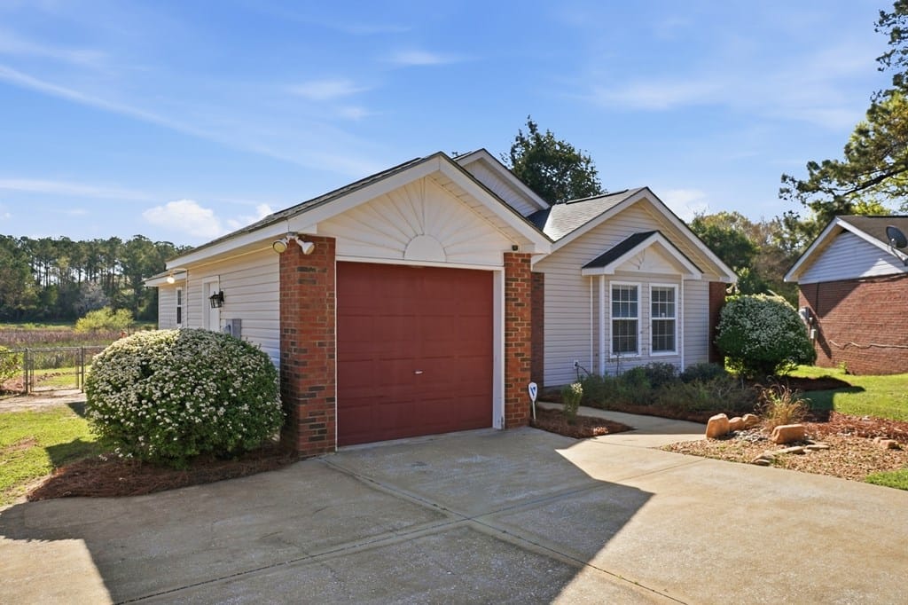 2805 Stonewater Dr, Albany, GA 31721, USA