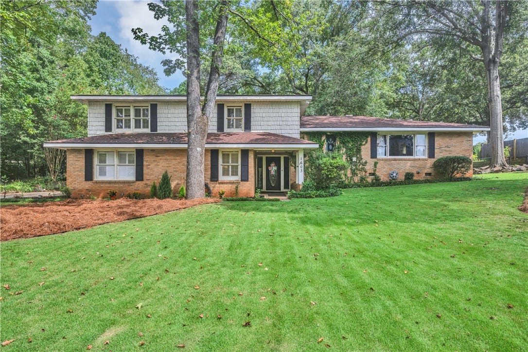 1603 Shadywood Court, Opelika, AL, 36801
