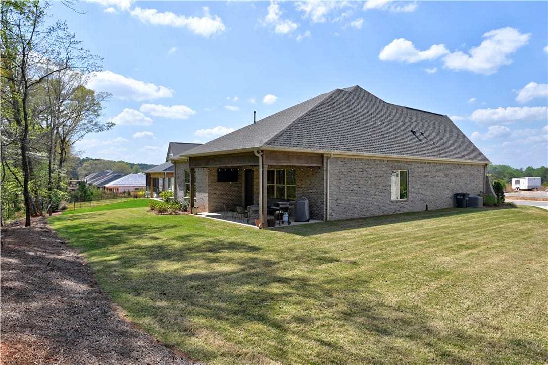 585 WINDSOR, Opelika, AL, 36801 — Photo 3