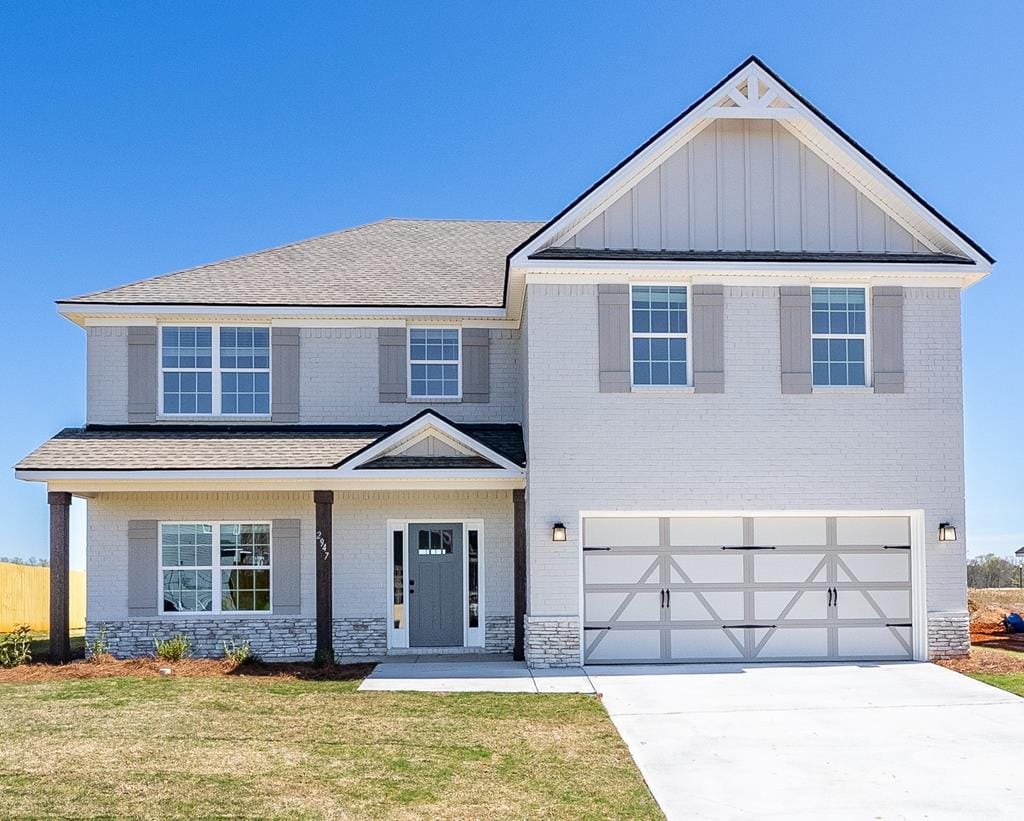 2947 Wyndham Vlg Dr, Opelika, AL 36804