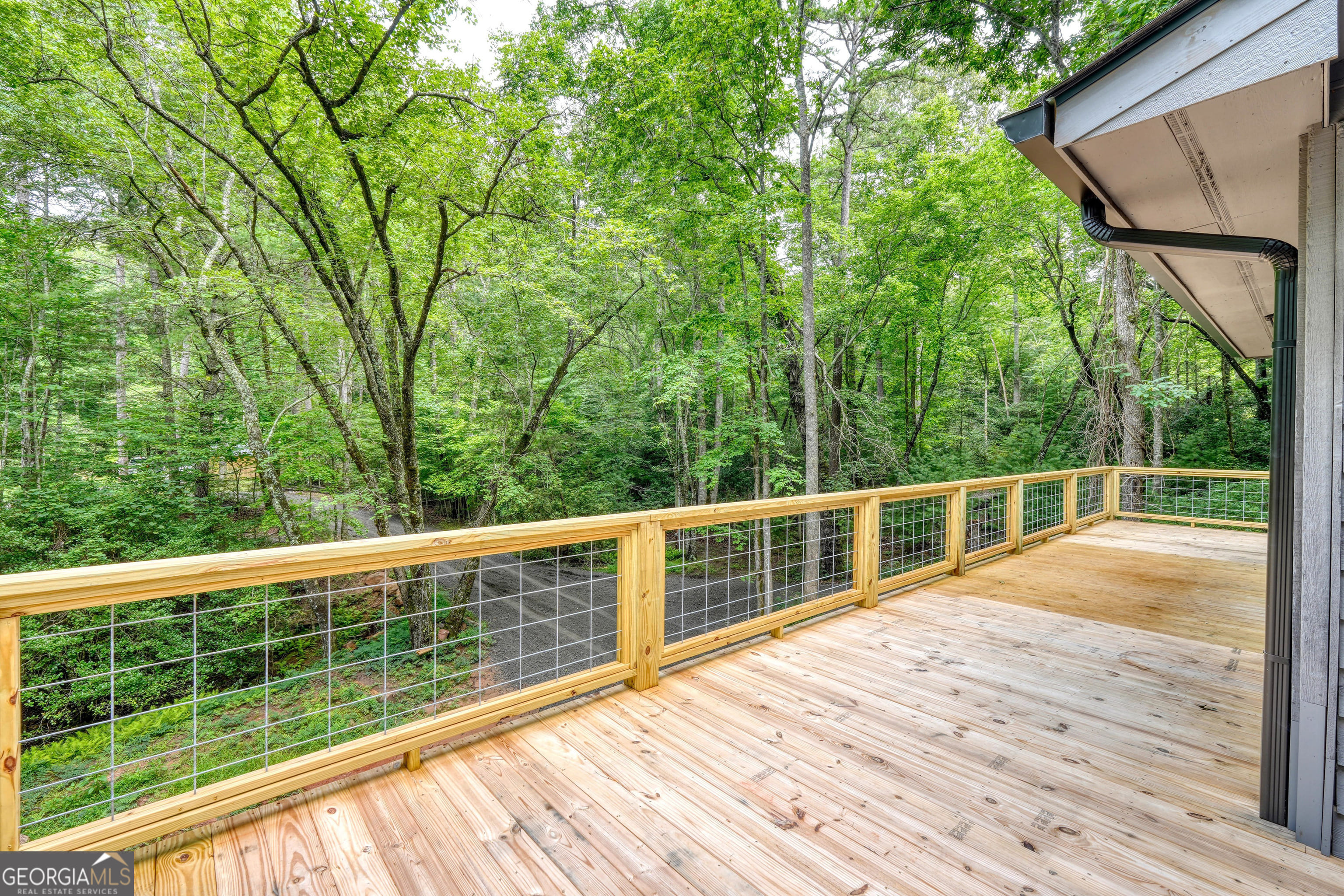 198 Big Rock Dr, Hayesville, NC 28904