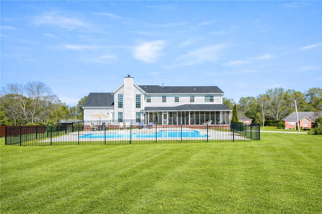 2447 Oakwoods Lane, Alexander City, AL, 35010 — Photo 3