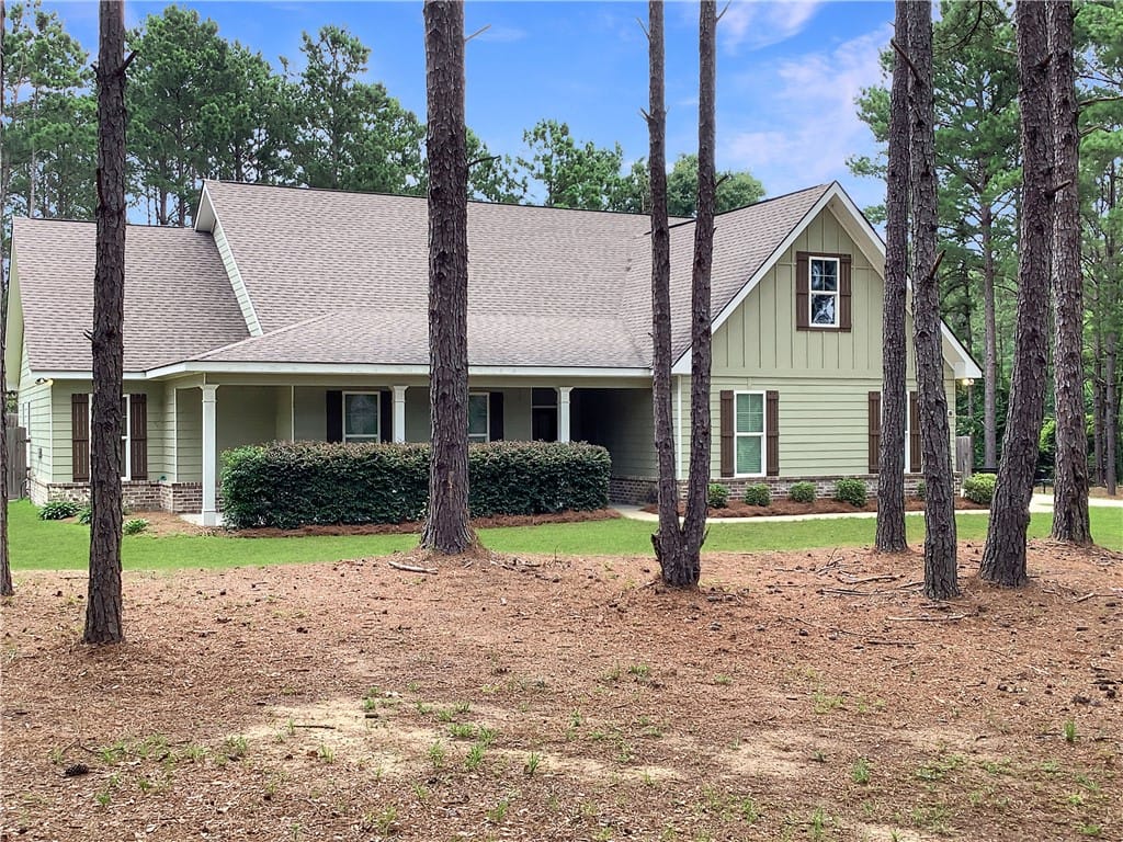 6723 Lee Rd 401, Salem, AL 36874, A classic exterior with a welcoming covered porch,