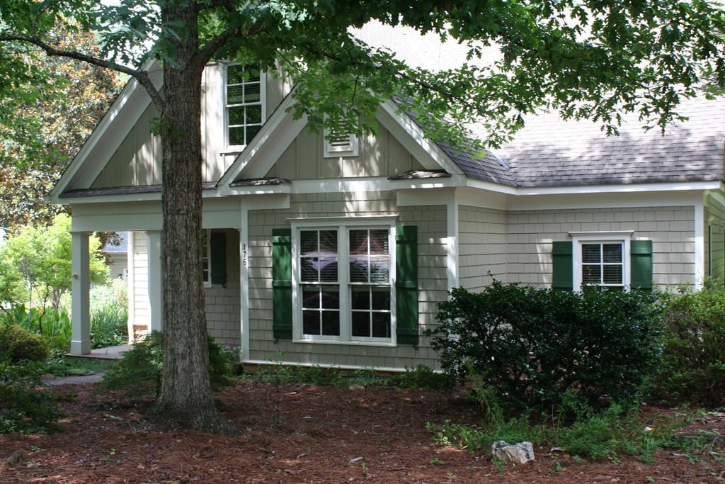 176 Redbud Trl, Pine Mountain, GA 31822