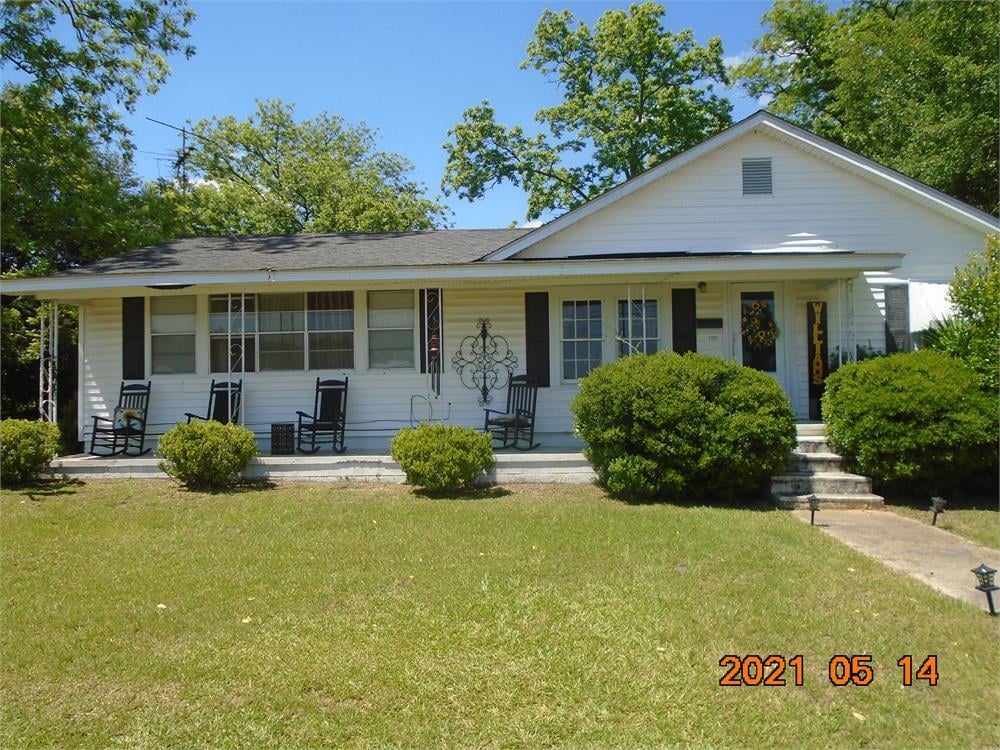 618 East College Avenue, Doerun, GA, 31744