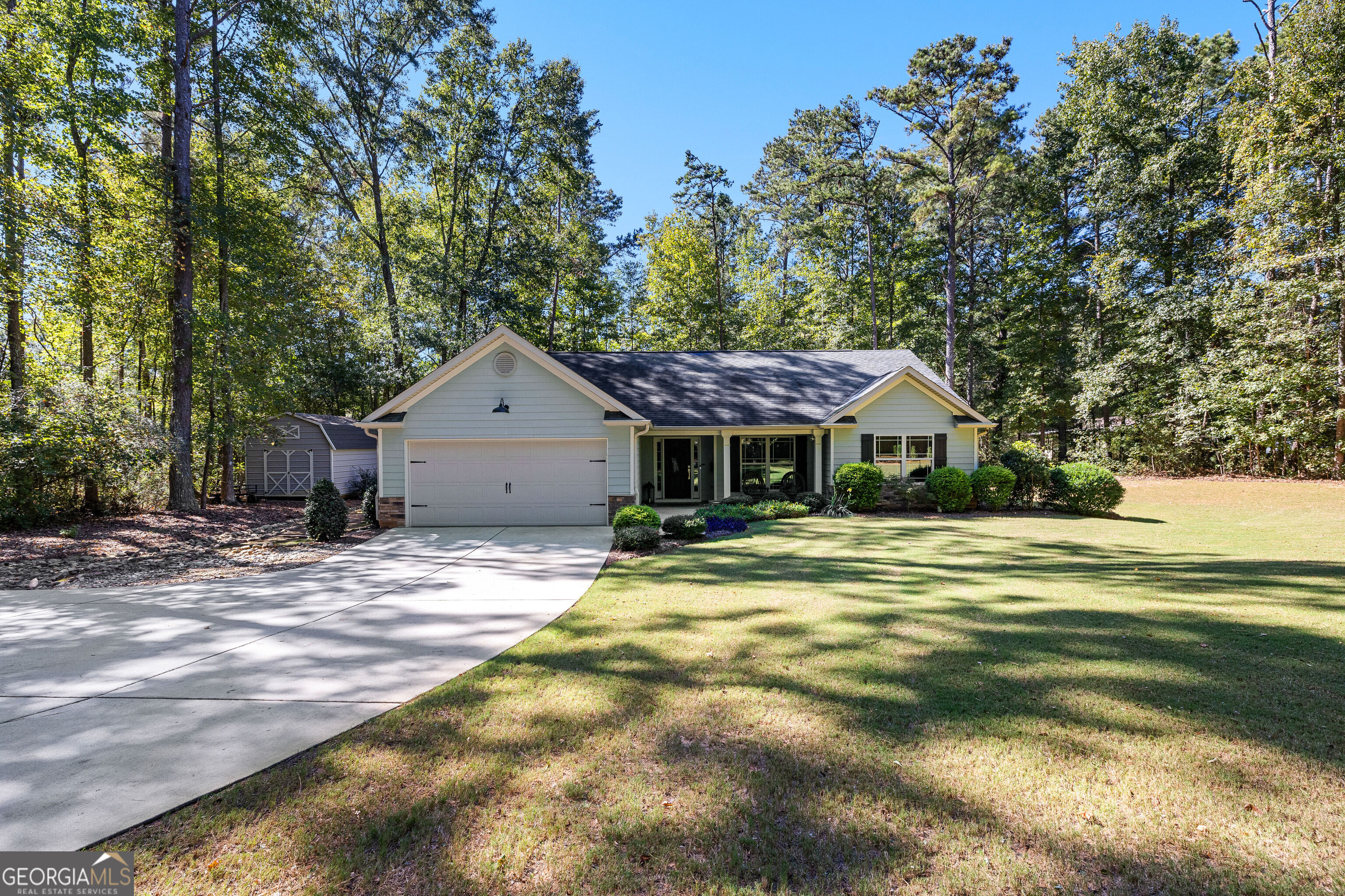 27 Palmetto Tyrone Rd, Newnan, GA 30265