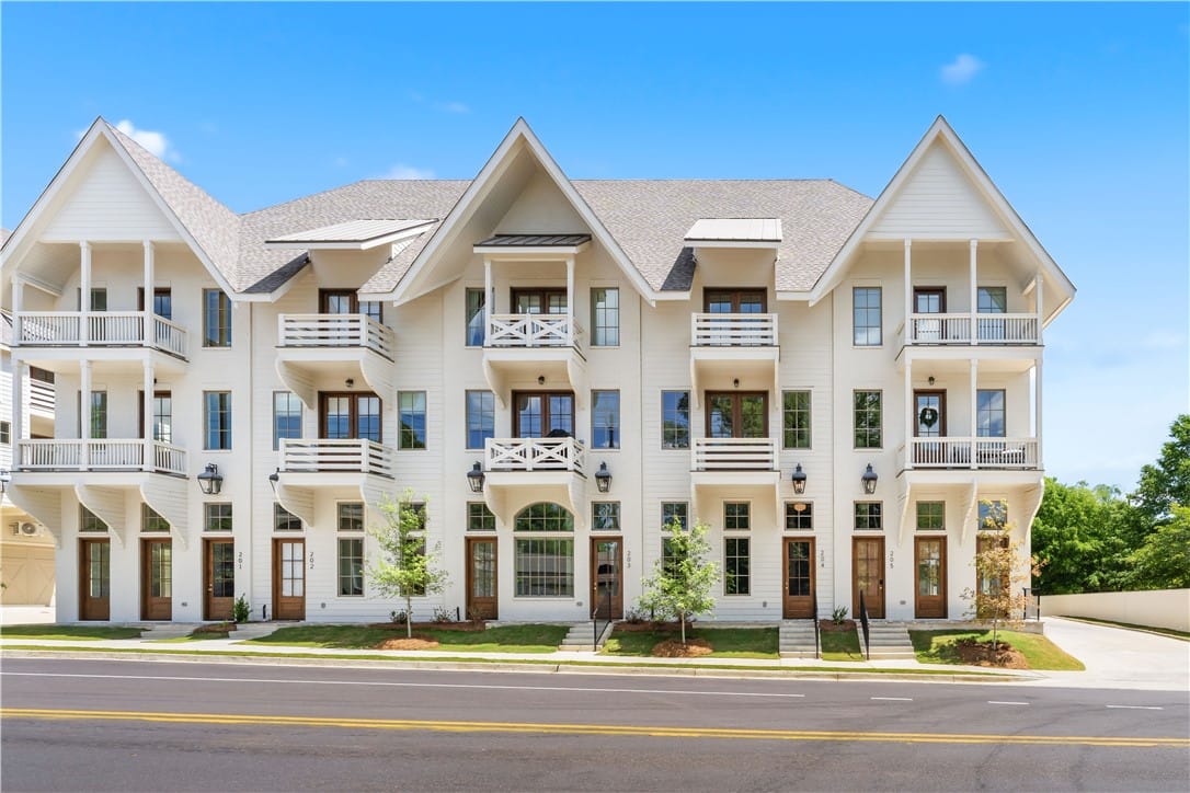 310 East Samford Avenue #104, Auburn, AL, 36830