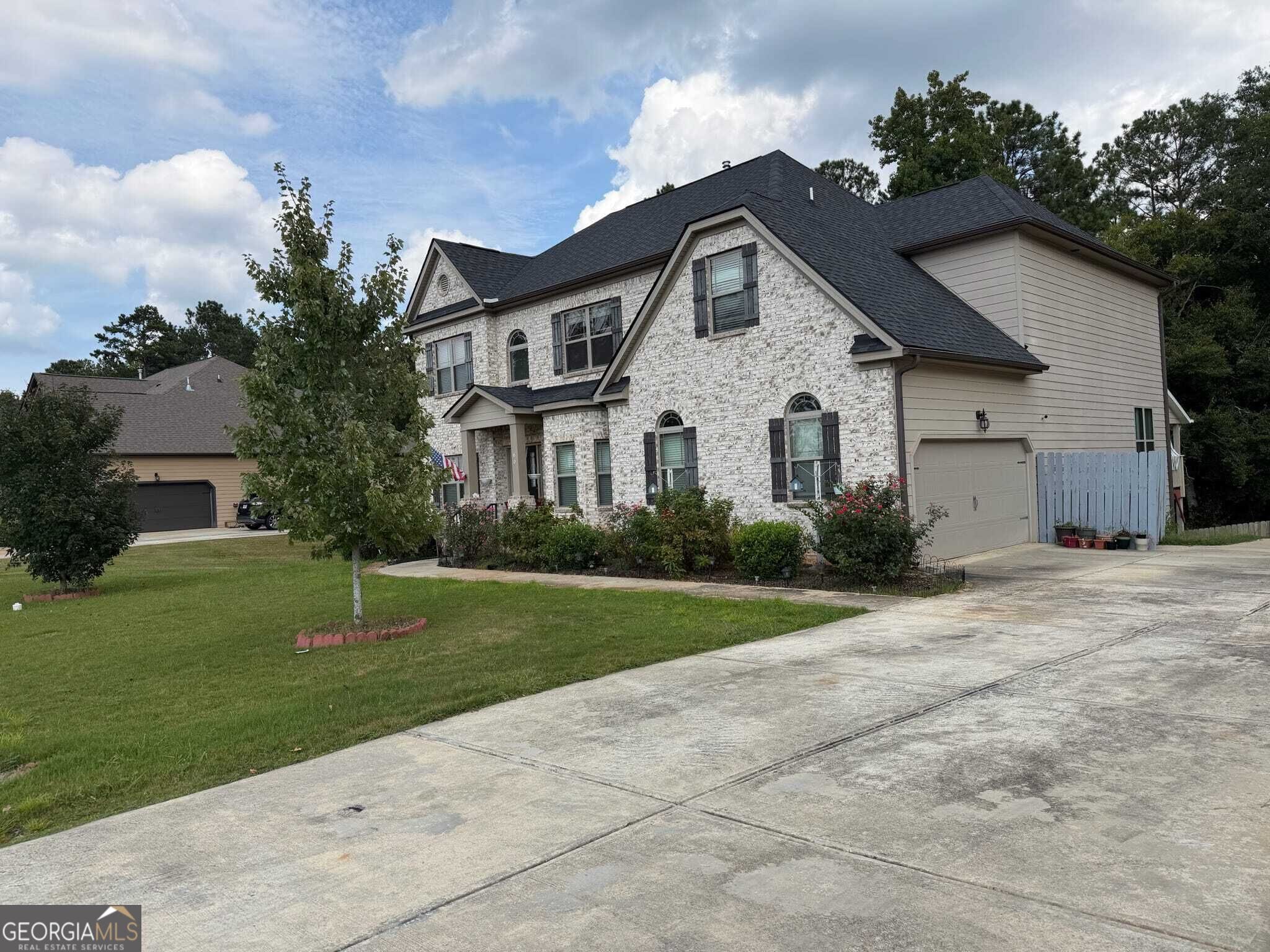60 Charleston Dr, Senoia, GA 30276