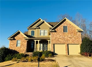 821 MADELINE, Auburn, AL, 36832