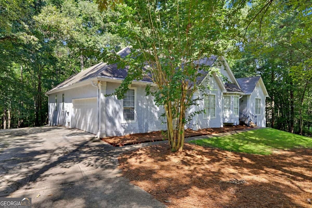 20 Wilkes Ct, Newnan, GA 30263