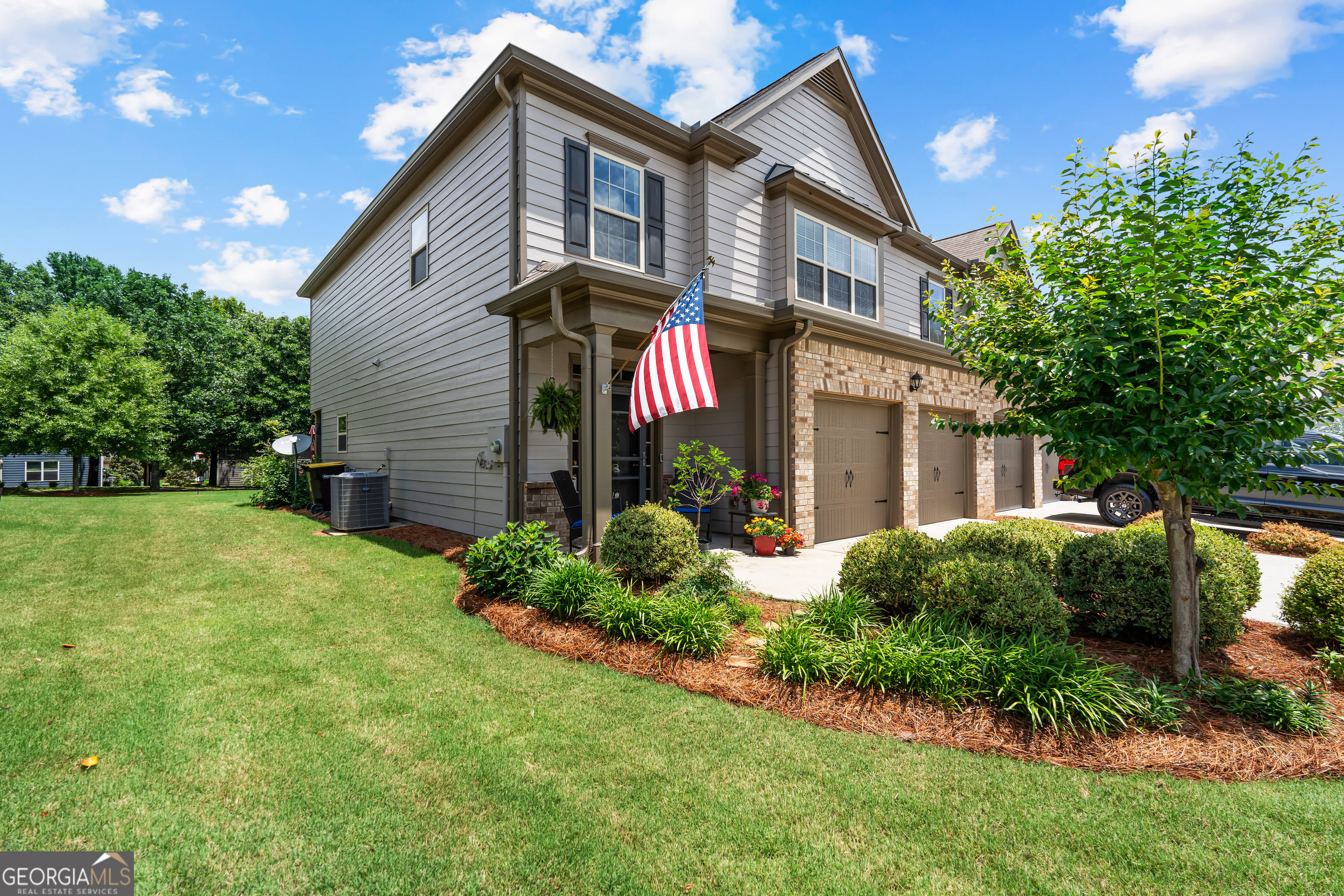 5 Ontario Ct, Newnan, GA 30263