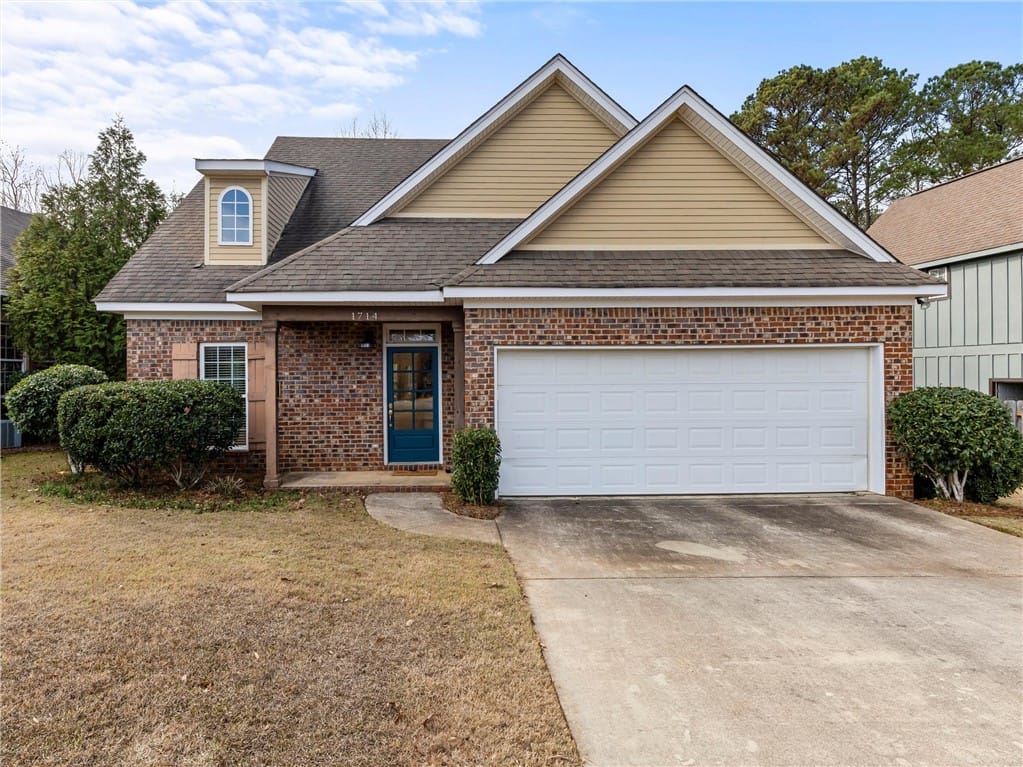 1714 Vfw Road, Auburn, AL, 36832