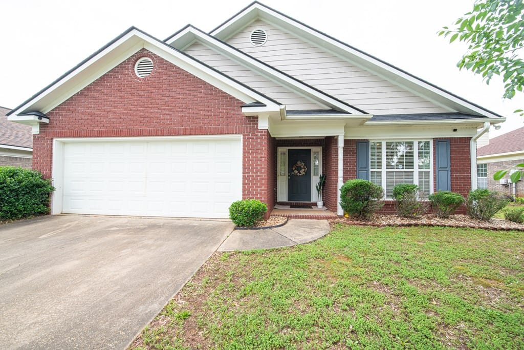 9033 Sonoma Pointe Dr, Columbus, GA 31909