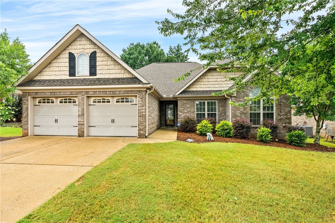 1404 Finchley Court, Opelika, AL, 36801