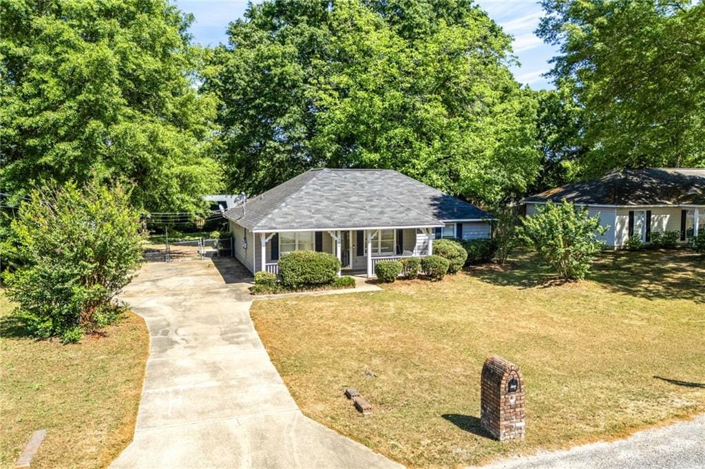 128 Lee Rd 918, Phenix City, AL 36870